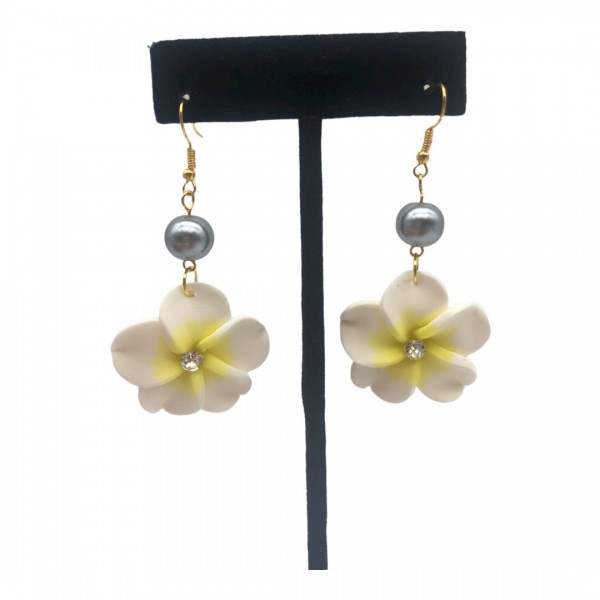 Fimo Plumeria Earrings - WHITE/YELLOW